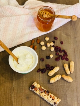Wieder da: Müsliriegel "Griechischer Joghurt & Cranberry" | nur 6g Zucker | (3x30g Riegel)